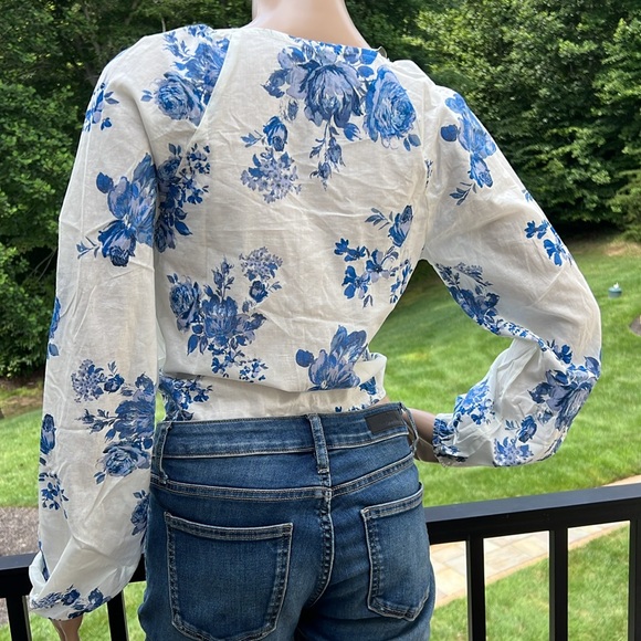 wild fable White and Blue Floral Tie-Front Blouse - Picture 3 of 9